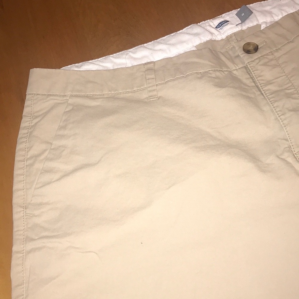 Old Navy Tan Stretchy Cotton Shorts Size 16 - Picture 3 of 7